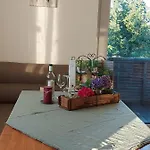 Wildkraut's Kraeuter- Und Alpakabauernhof Apartment