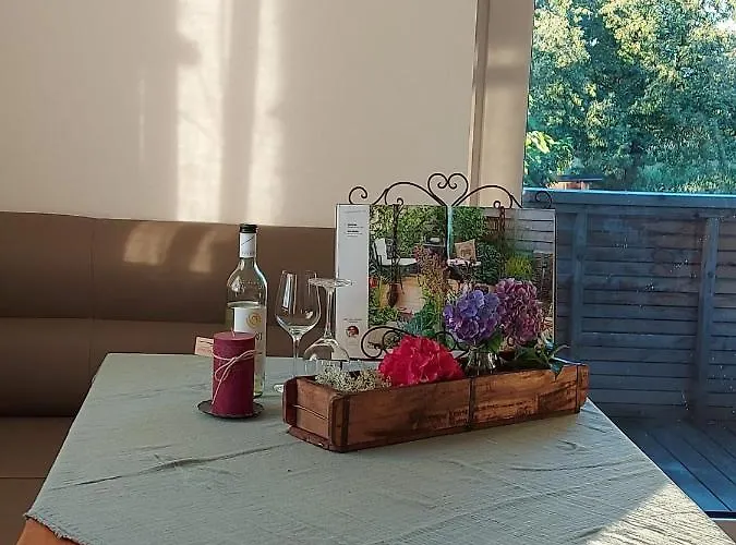 Wildkraut's Kraeuter- Und Alpakabauernhof Appartement